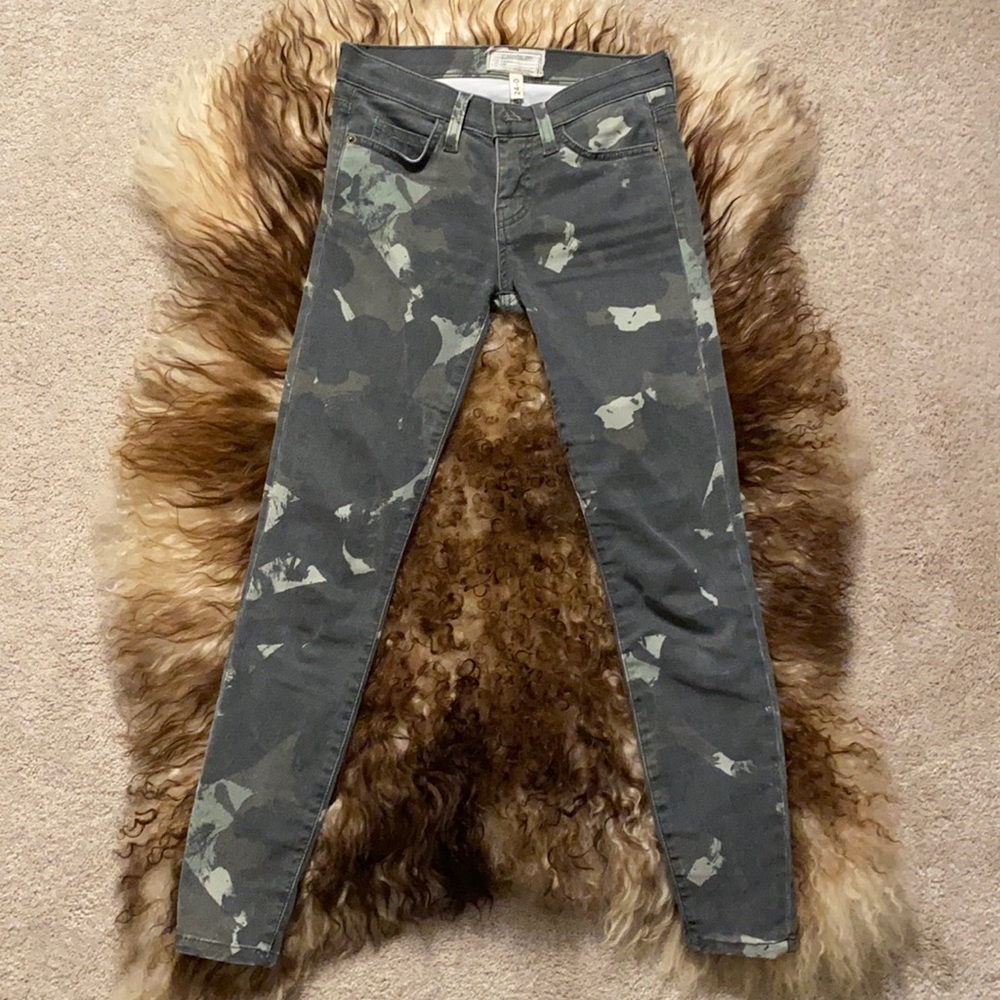 Current/Elliott Stiletto Jean Watercolor Camo 24